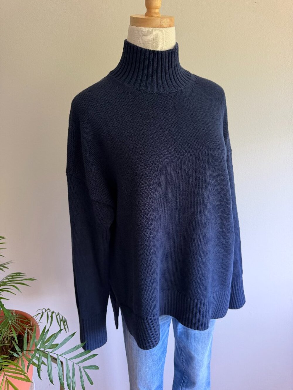 NWOT Everlane 100% Cotton Soft Navy Sweater Size Small